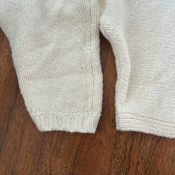 A&F sweater - Picture 3 of 5